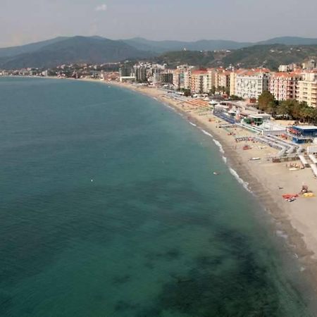 Kello'S House Apartment Savona Bagian luar foto